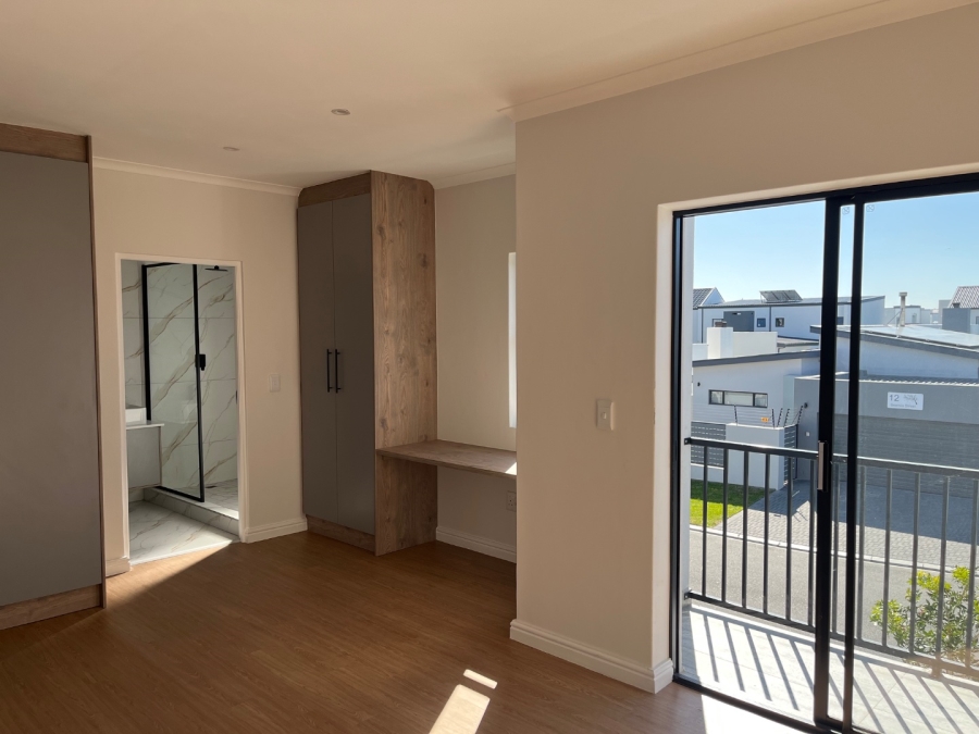 3 Bedroom Property for Sale in Sandown Western Cape